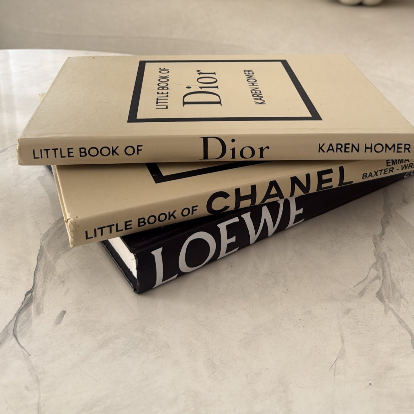 LIBRO DIOR