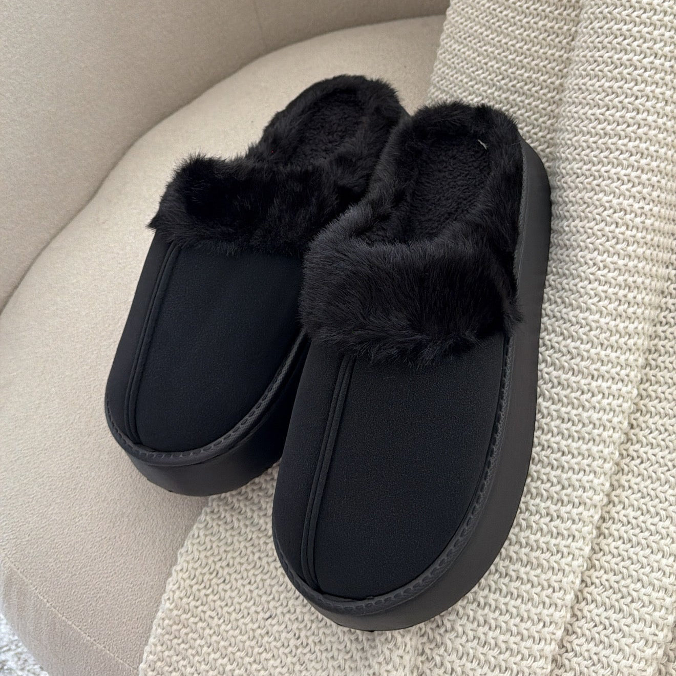 Pantuflas Margot Black