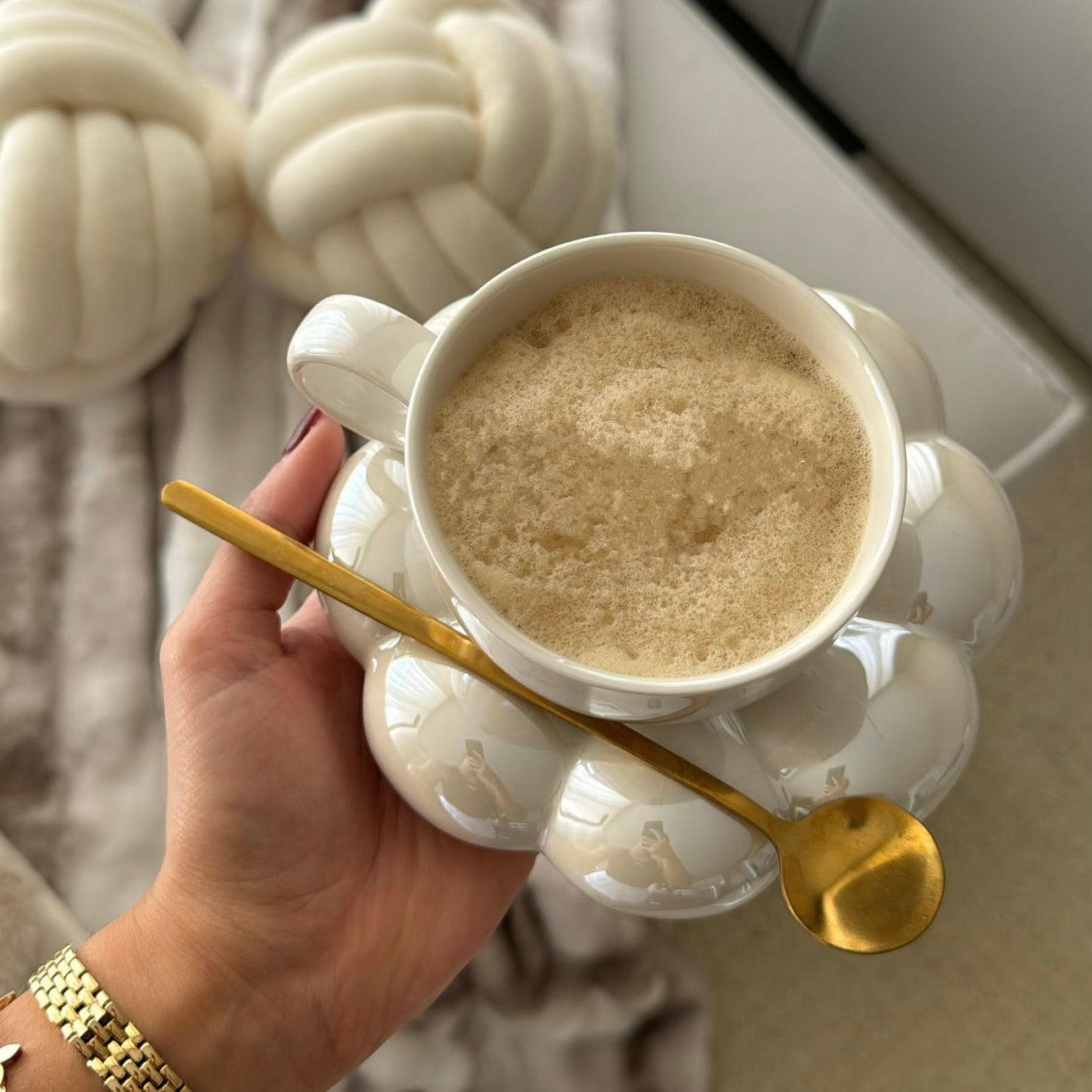 TAZA NUBE